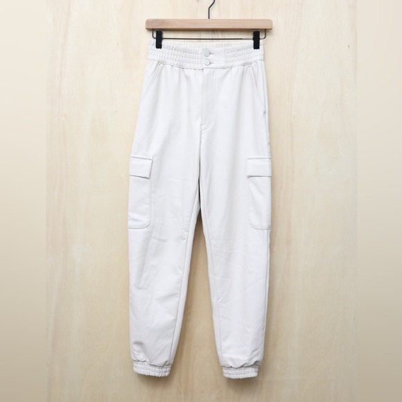 Abercrombie Vegan Leather Cargo Pants Cream XS - Picture 2 of 4